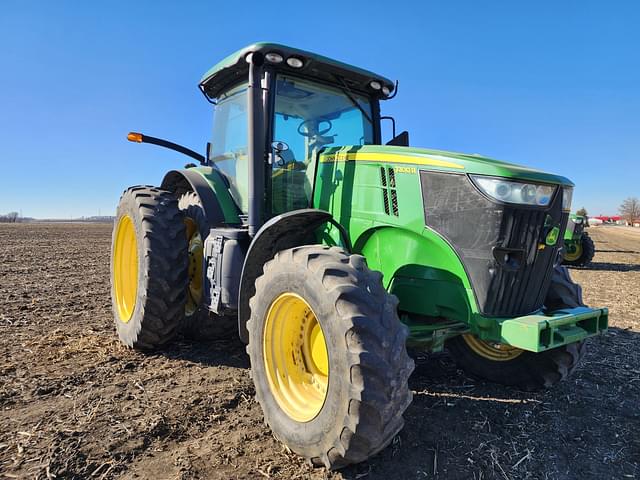 Image of John Deere 7200R equipment image 3