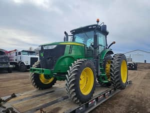 2013 John Deere 7215R Image