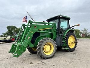 2013 John Deere 7215R Image