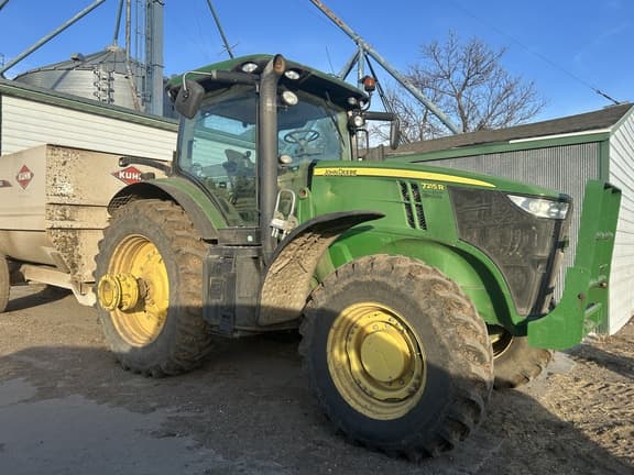 Image of John Deere 7215R equipment image 3