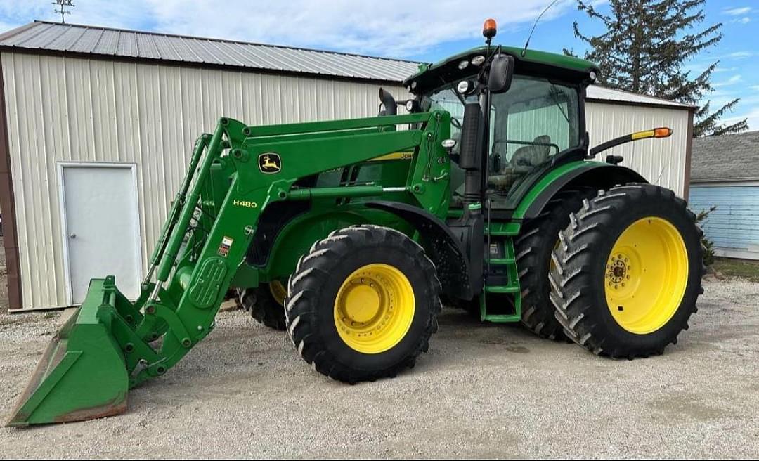 Image of John Deere 7215R Primary image