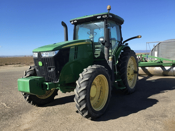 Main image John Deere 7215R
