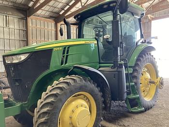 2013 John Deere 7215R Equipment Image0