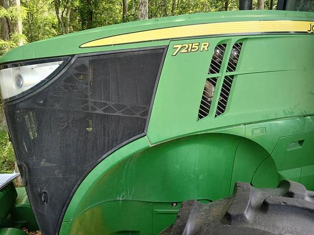 Image of John Deere 7215R equipment image 3