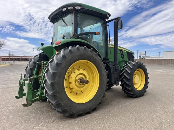 Image of John Deere 7215R equipment image 4