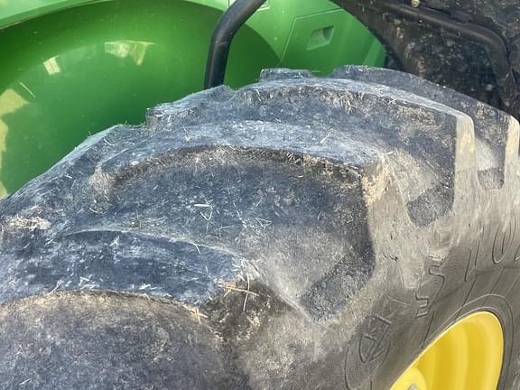 Image of John Deere 7215R equipment image 2