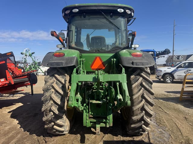 Image of John Deere 7215R equipment image 2
