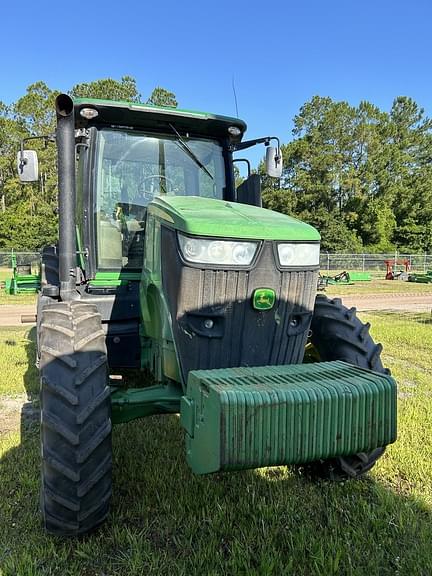 Image of John Deere 7215R equipment image 3