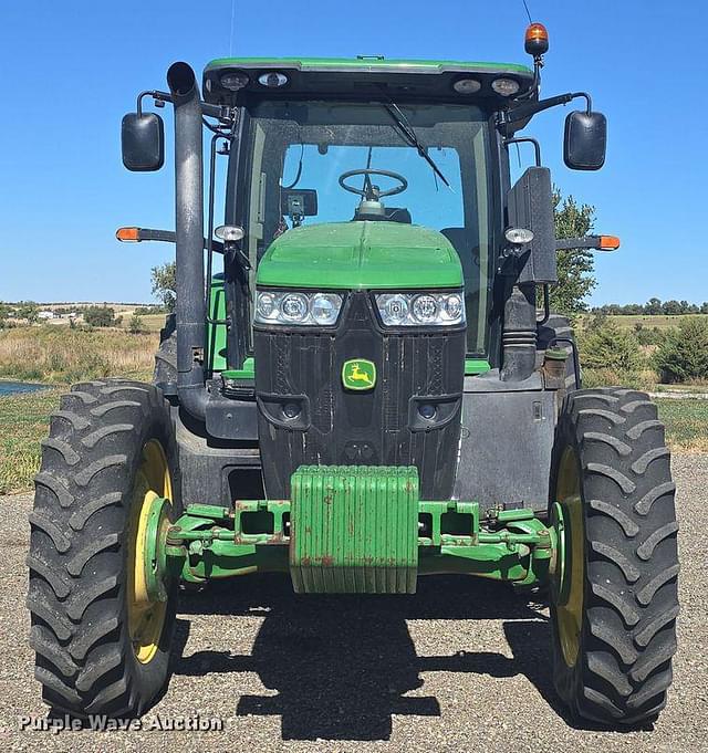 Image of John Deere 7215R equipment image 1