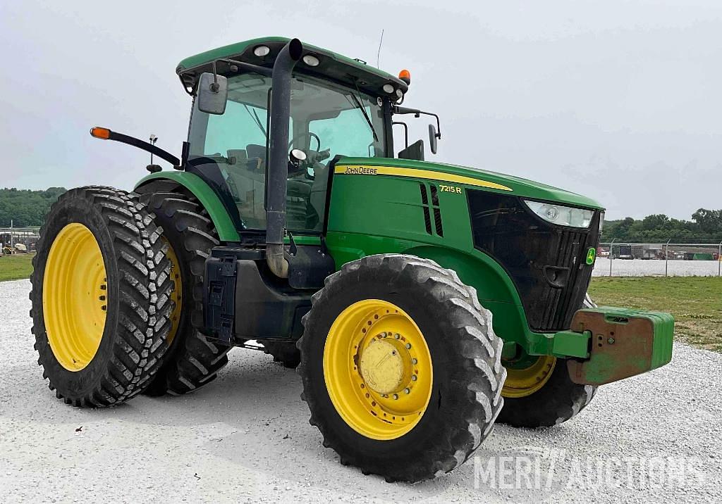 Image of John Deere 7215R Primary image