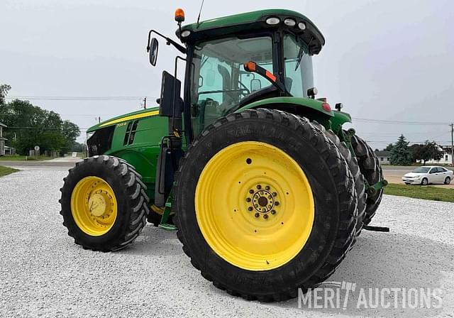 Image of John Deere 7215R equipment image 3