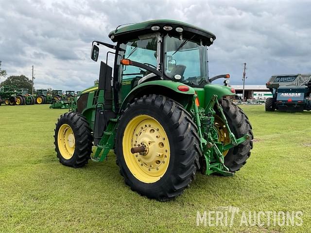 Image of John Deere 7215R equipment image 3