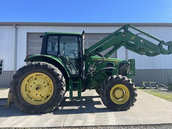 Image of John Deere 7230 equipment image 3