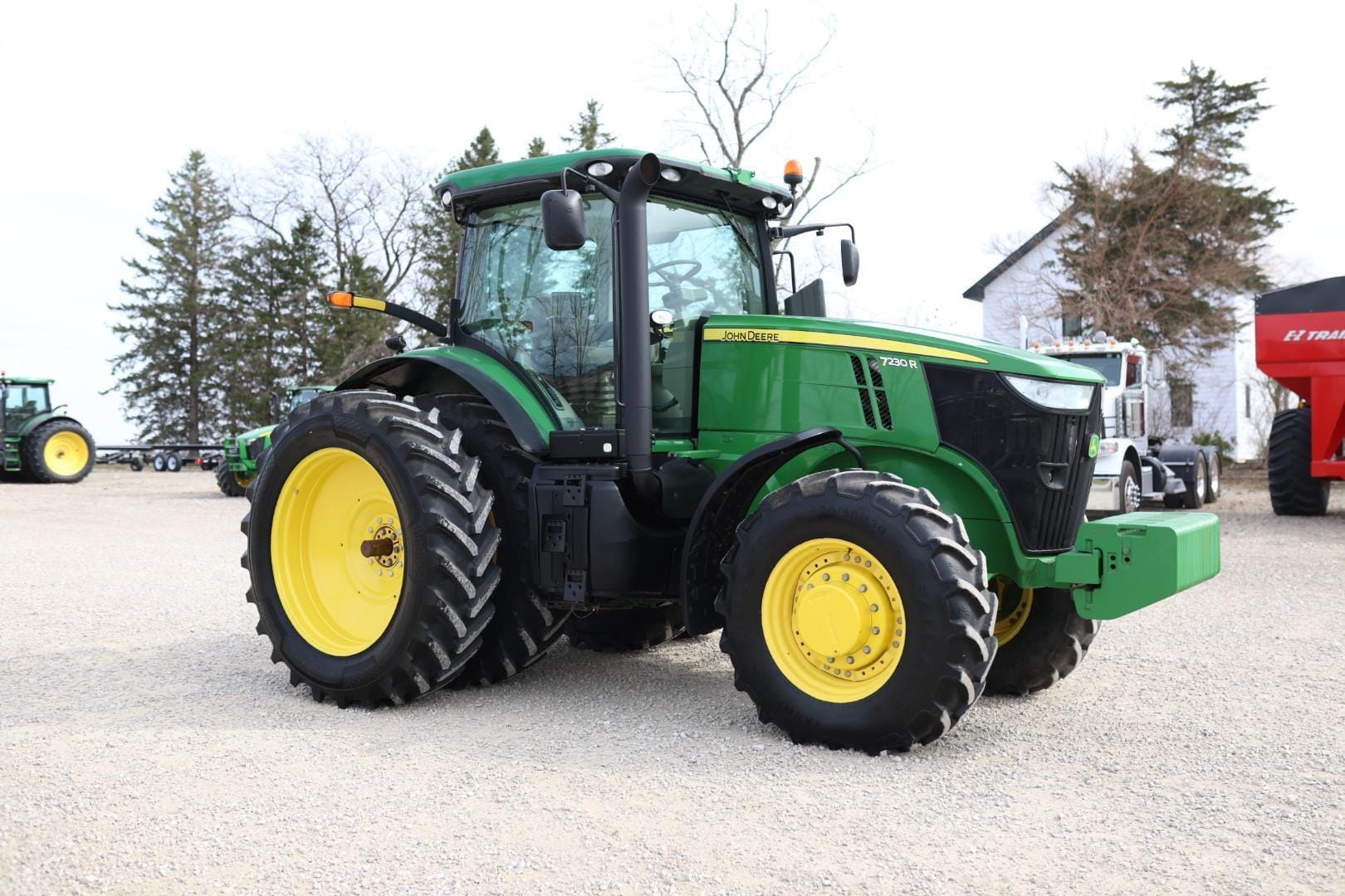 2013 John Deere 7230R Equipment Image0