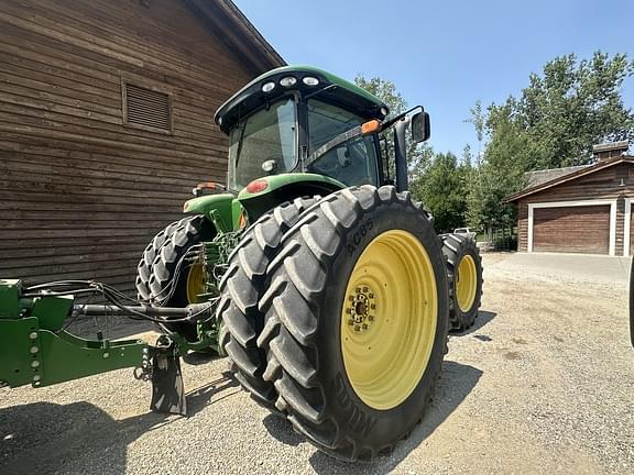 Image of John Deere 7230R equipment image 2