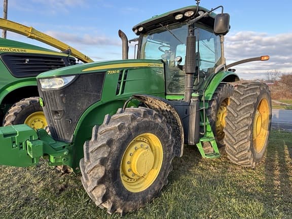 Image of John Deere 7230R Primary image