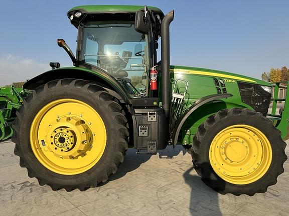 Image of John Deere 7230R Primary image