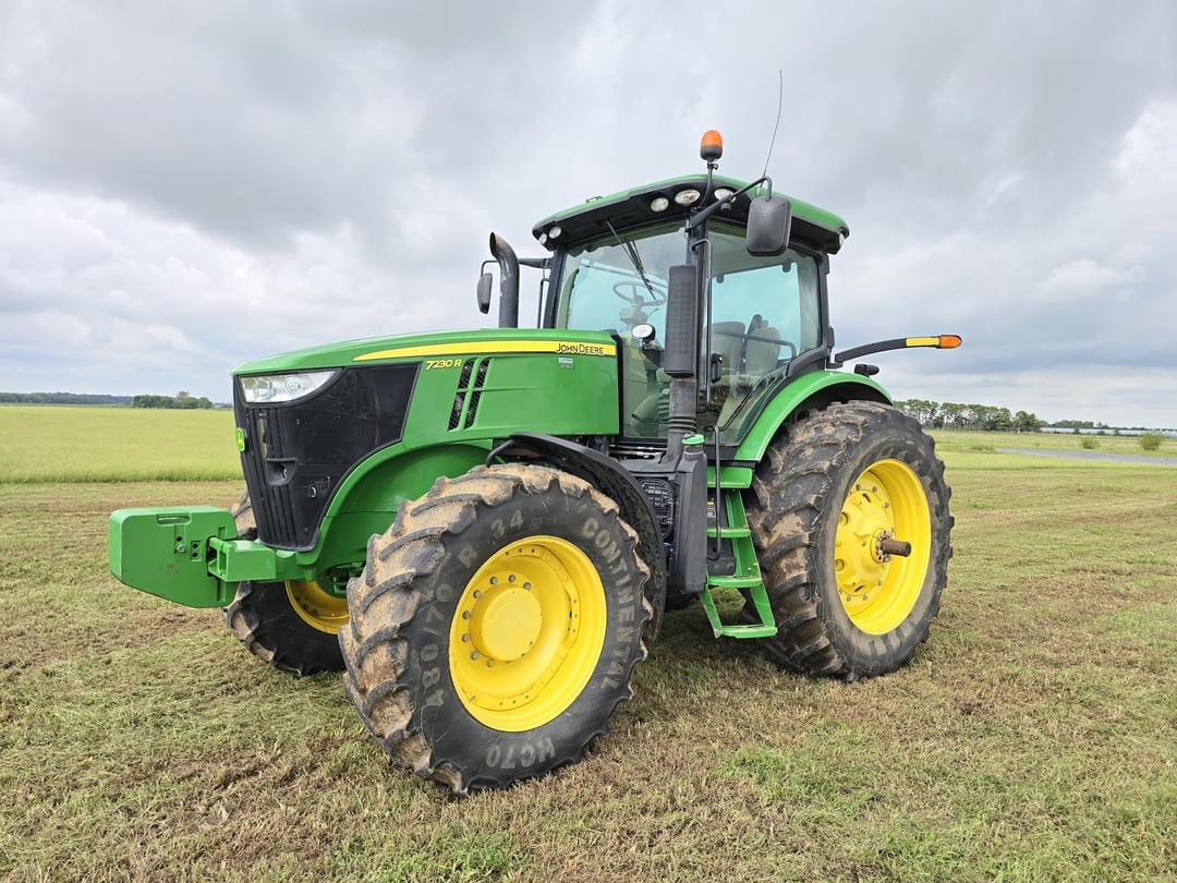 Image of John Deere 7230R Primary image