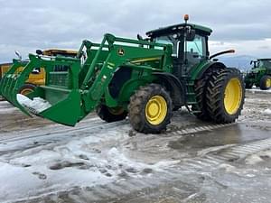 2013 John Deere 7230R Image