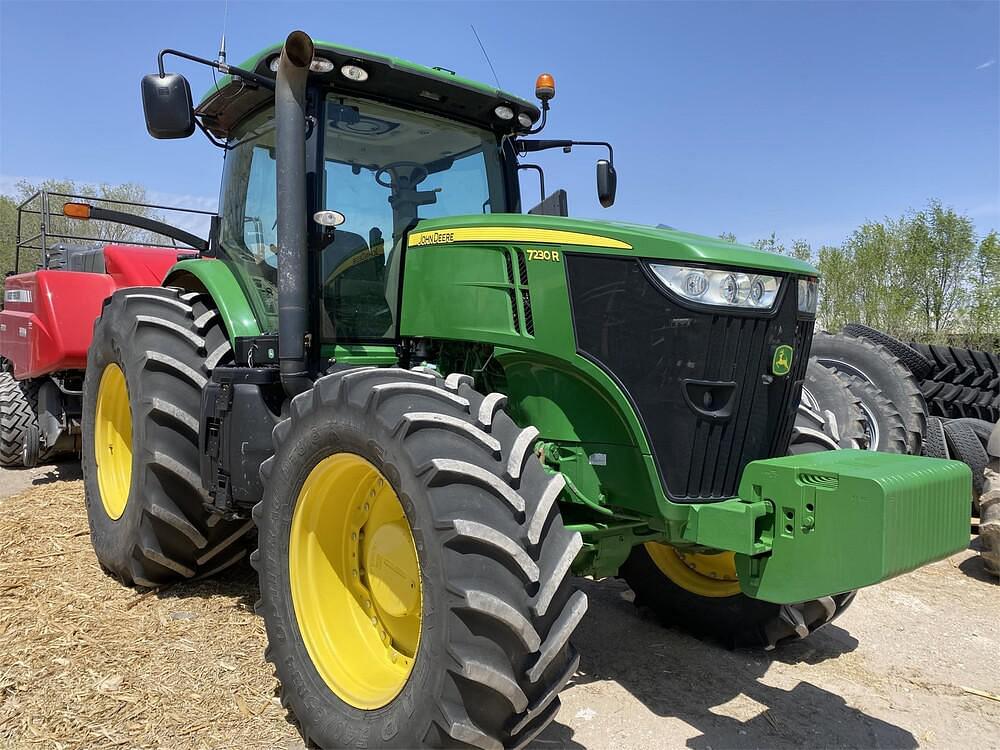 Image of John Deere 7230R Primary image