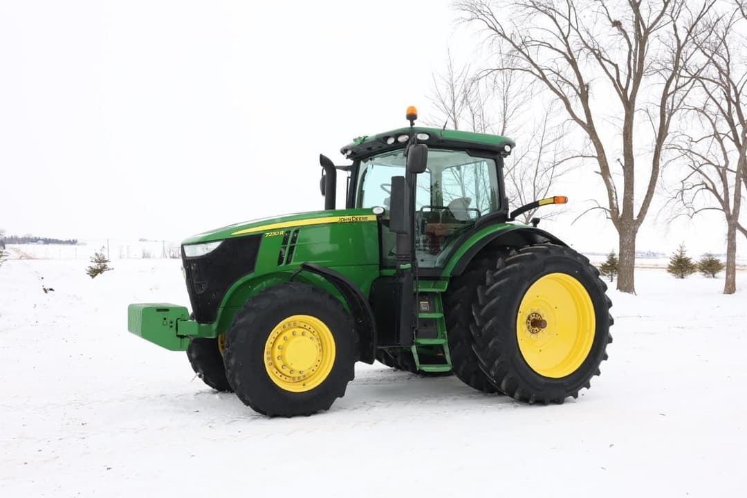 Image of John Deere 7230R Primary image