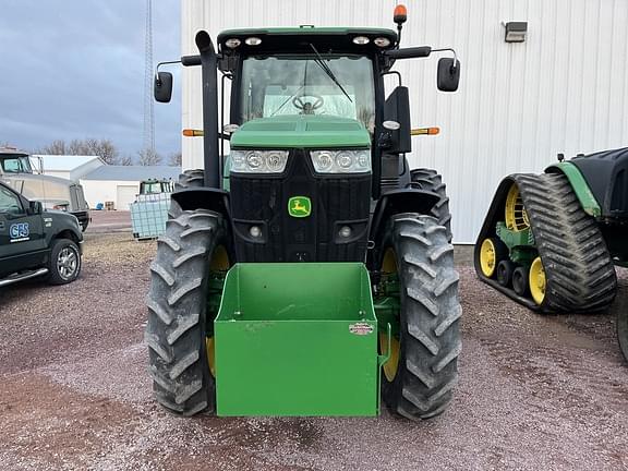 Image of John Deere 7230R equipment image 1