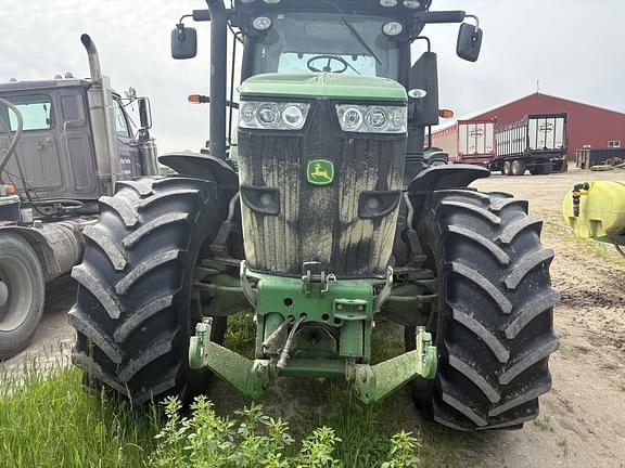 Image of John Deere 7230R equipment image 3