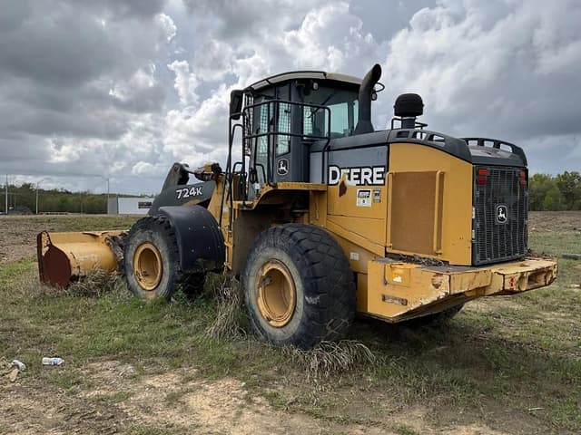Image of John Deere 724K equipment image 2