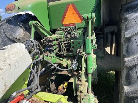 Image of John Deere 7260R equipment image 4