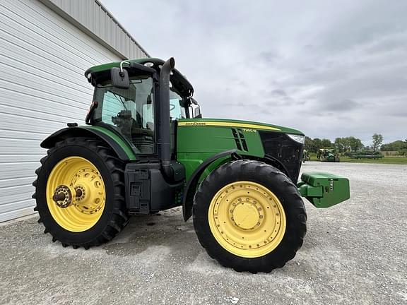 Image of John Deere 7260R equipment image 3