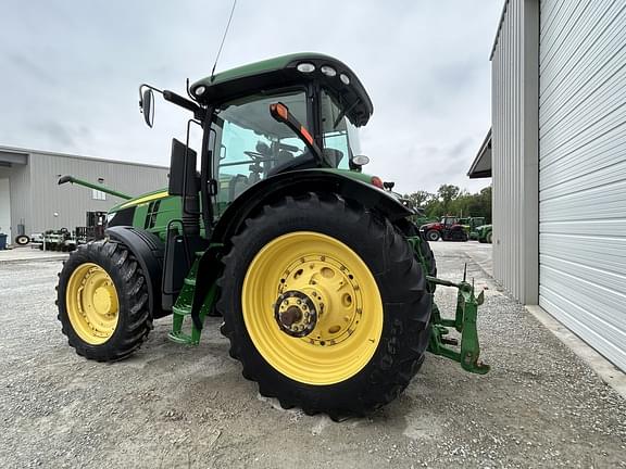 Image of John Deere 7260R equipment image 4