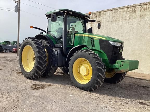 Image of John Deere 7260R equipment image 4