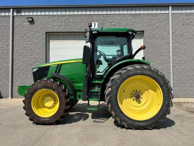 Image of John Deere 7260R equipment image 1