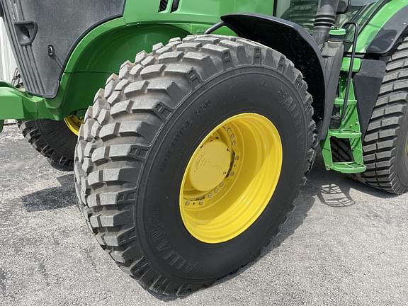 Image of John Deere 7280R equipment image 2