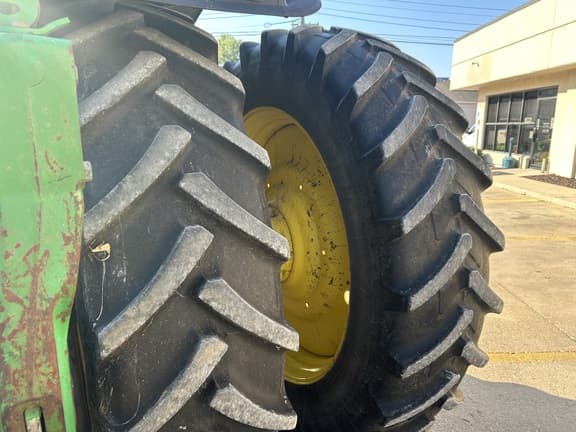 Image of John Deere 7290R equipment image 4