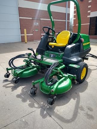 Image of John Deere 7400 Primary image