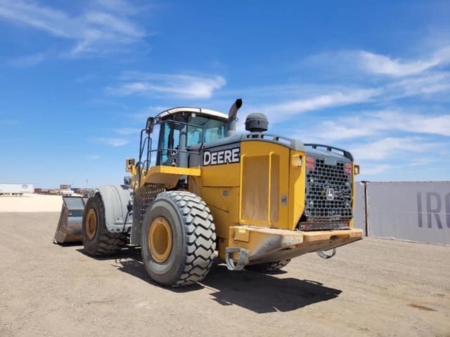 Image of John Deere 744K equipment image 2