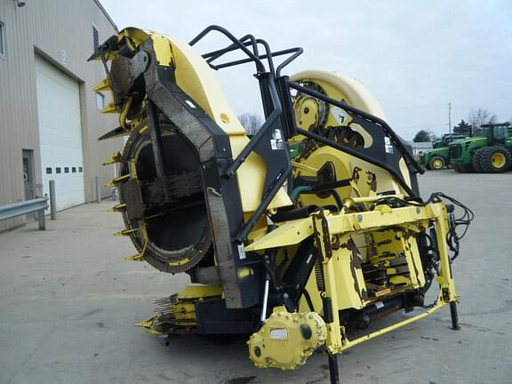 Image of John Deere 770 equipment image 2