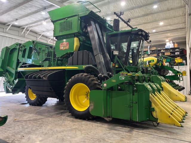 Image of John Deere 7760 equipment image 4