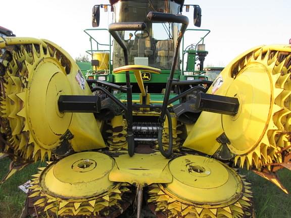 Image of John Deere 778 equipment image 1