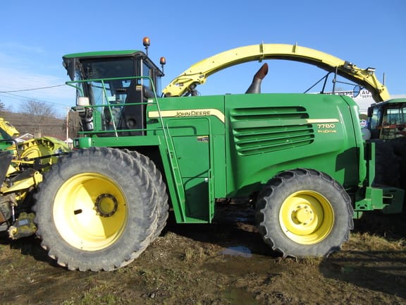 Main image John Deere 7780
