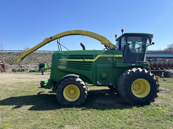 Image of John Deere 7780 equipment image 1