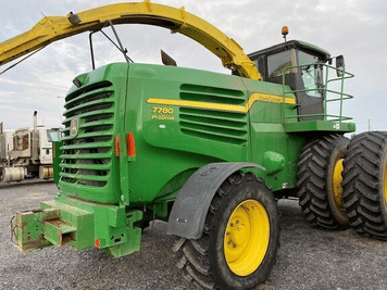 Main image John Deere 7780