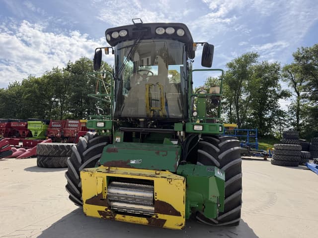 Image of John Deere 7780 equipment image 1