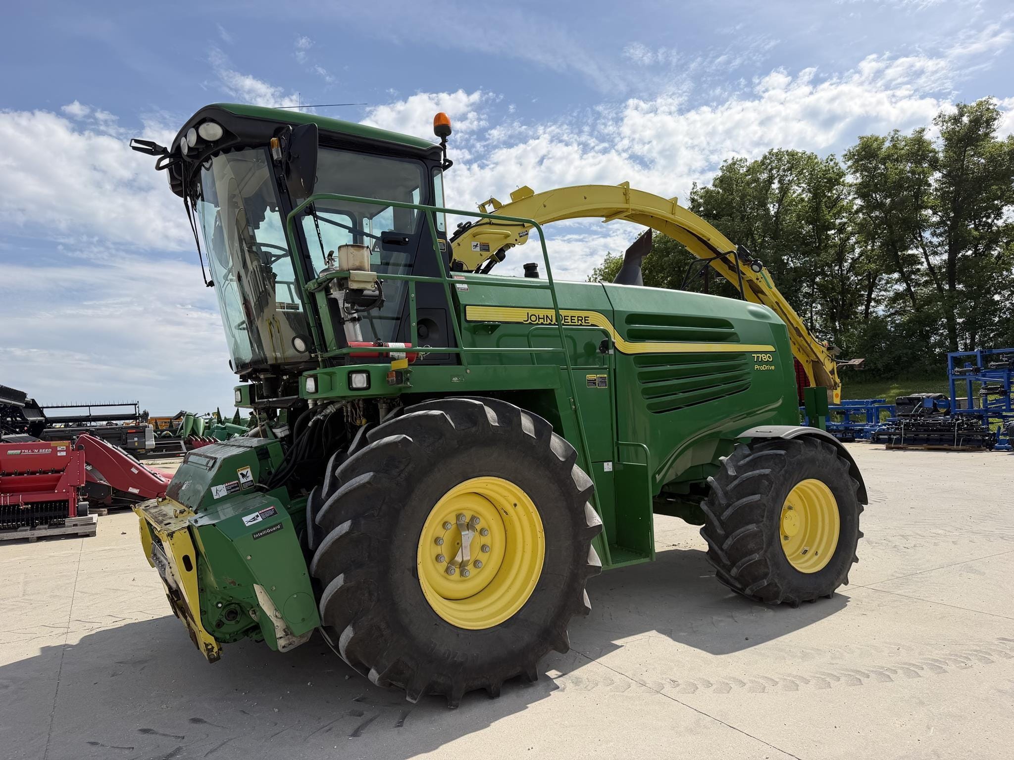 2013 John Deere 7780 Equipment Image0