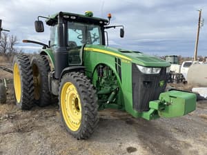2013 John Deere 8235R Image