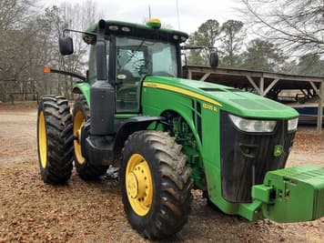 Main image John Deere 8235R