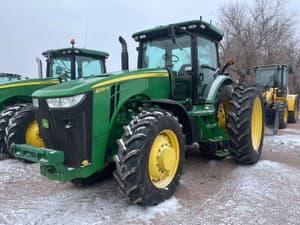 2013 John Deere 8235R Image