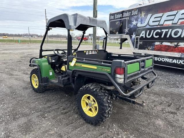 Image of John Deere Gator XUV 825i equipment image 1