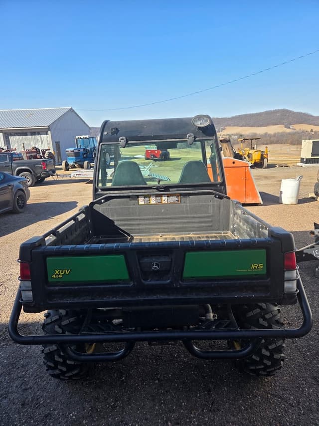 Image of John Deere Gator XUV 825i equipment image 2